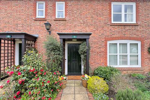 2 bedroom cottage for sale, North Mill Place, Halstead, Halstead, CO9