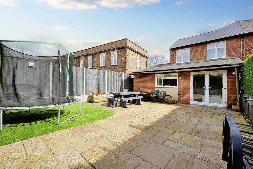 Garden 2.jpeg