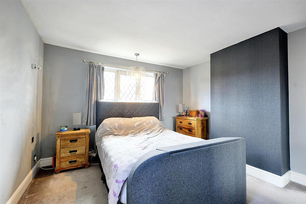 Bedroom 1 1.jpeg