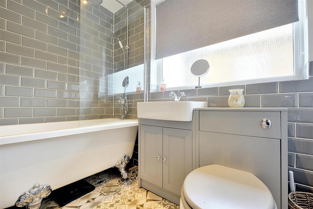 Bathroom.jpeg