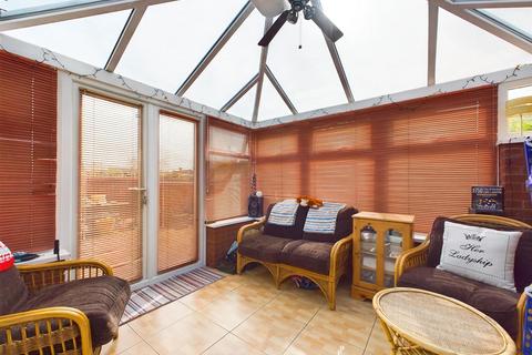 195 Longford Lane, Gloucester, GL2 9HD