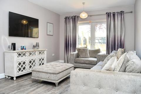 1 Crompton Way, Bradford, BD10 0DZ