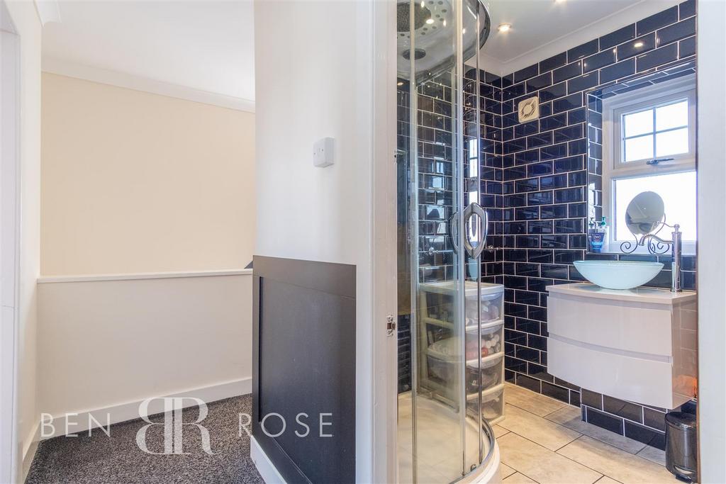 Landing/Family Bathroom