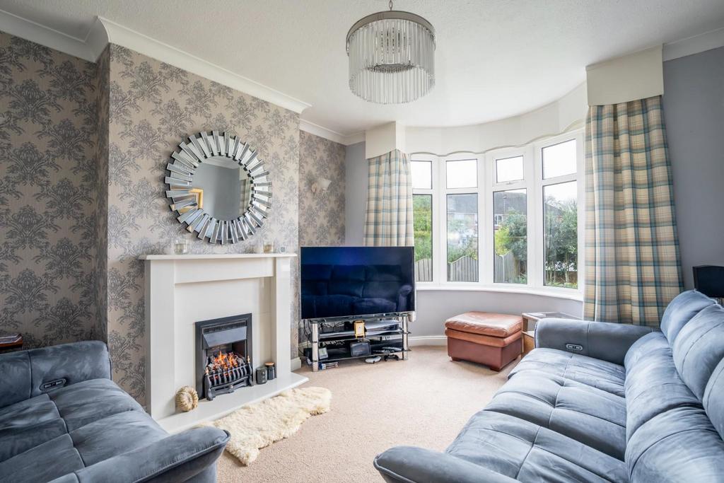 Hunters Way, Off Tadcaster Road, YORK 5 bed semidetached house for sale £650,000