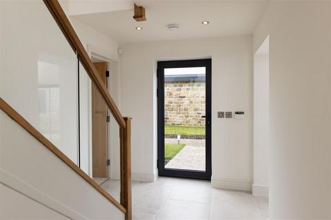 4 bedroom barn conversion for sale, Flying Horse Farm, Leeds LS15