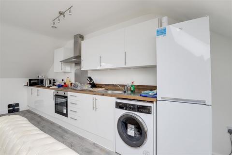 2 bedroom apartment for sale, Holland Street, Hyson Green NG7