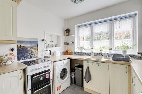 3 bedroom end of terrace house for sale, Ebury Road, Sherwood NG5