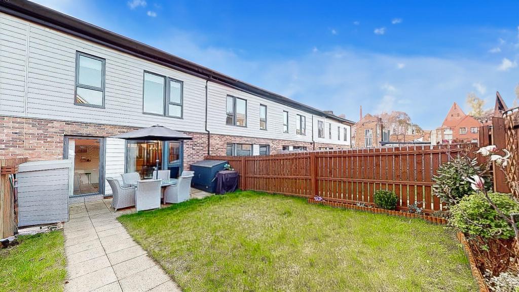 Rear garden