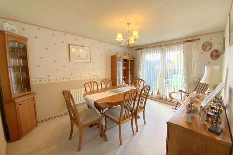 3 bedroom semi-detached house for sale, Bolingbroke Road, Cleethorpes