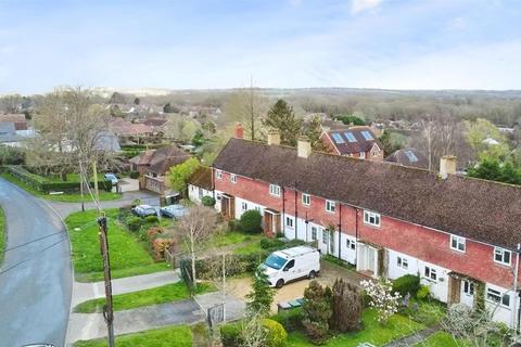 3 bedroom terraced house for sale, Coplands Rise, Northiam