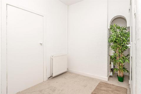46 Aberdour Crescent, Dunfermline, KY11 4QU
