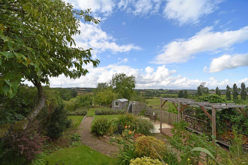 Whilton Road, Great Brington... 4 bed semidetached house for sale £