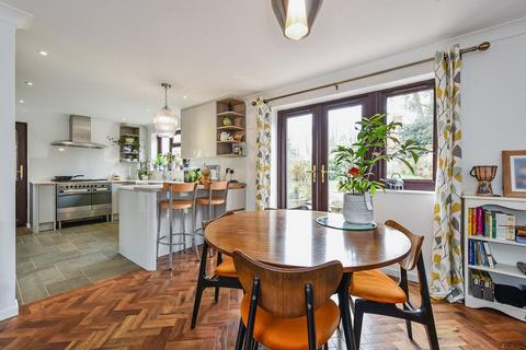 50 The Meadows, Lyndhurst, SO43 7EL