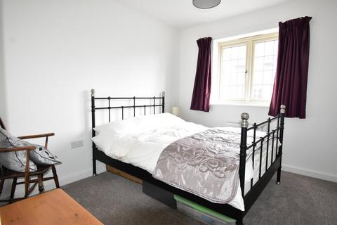 3 bedroom semi-detached house for sale, Honeysuckle Crescent, Tewkesbury GL20