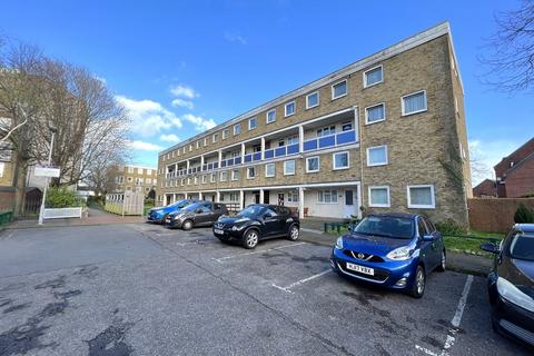 3 bedroom apartment for sale, Perry Gardens, Poole, BH15
