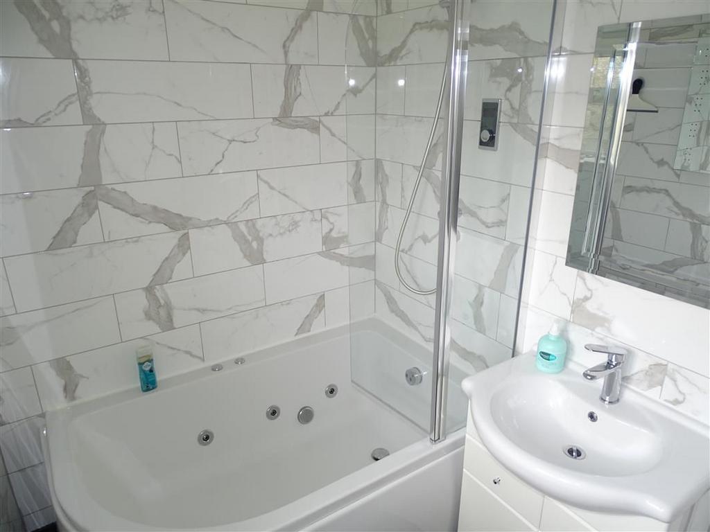 Bathroom B