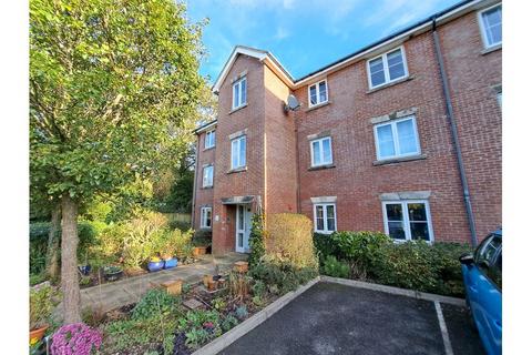 2 bedroom flat for sale, Whyte Close, Whitfield CT16