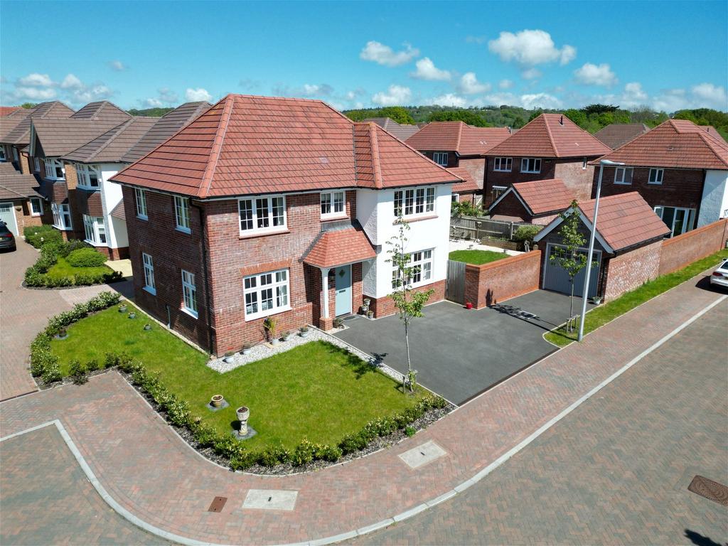 Teal Close, Kingsteignton 4 bed detached house for sale £495,000
