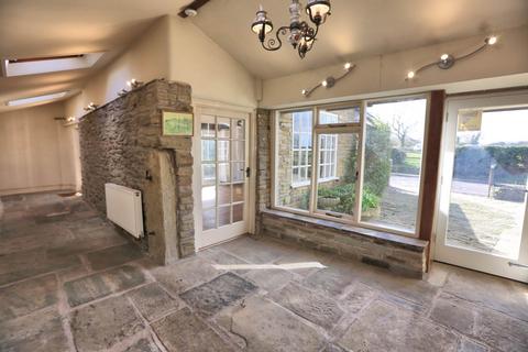 4 bedroom cottage for sale, Clarke Lane, Kerridge