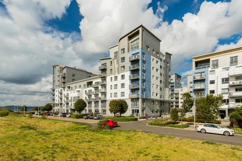 3 bedroom flat for sale, Western Harbour Terrace, Edinburgh EH6