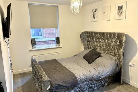 1 bedroom flat for sale, Emmet Court, Birkenshaw, Bradford, BD11