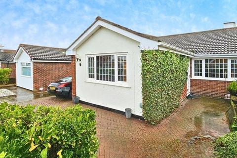 3 bedroom bungalow for sale, Maid Marian Avenue, Bilsthorpe, NG22