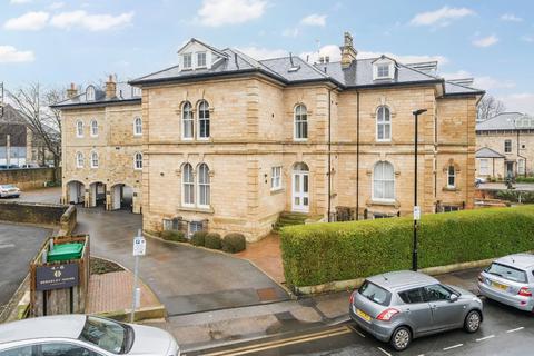 2 bedroom flat for sale, South Park Road, Harrogate, HG1