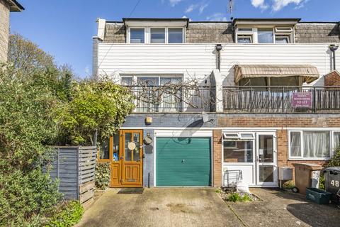 4 bedroom end of terrace house for sale, Parklands Drive, Chelmsford, Essex