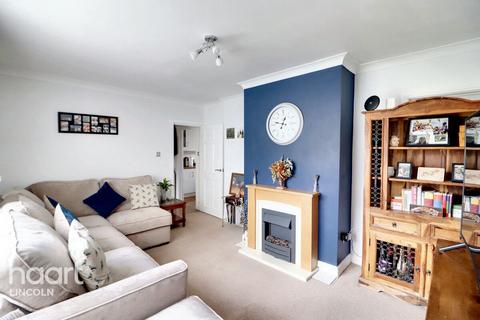 15 Fourth Avenue, Scampton, Lincoln, LN1 2UP