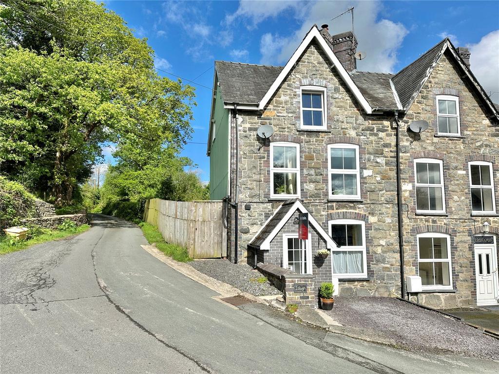 Carno, Caersws, Powys, SY17 3 bed end of terrace house for sale - £210,000