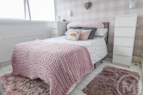 10 Glossop Close, Blackpool, FY2 9DE
