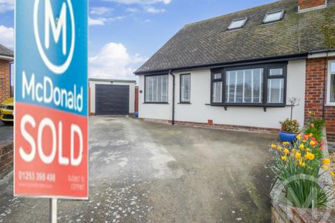 10 Glossop Close, Blackpool, FY2 9DE
