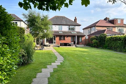 4 bedroom detached house for sale, Greystock Avenue, Preston, PR2