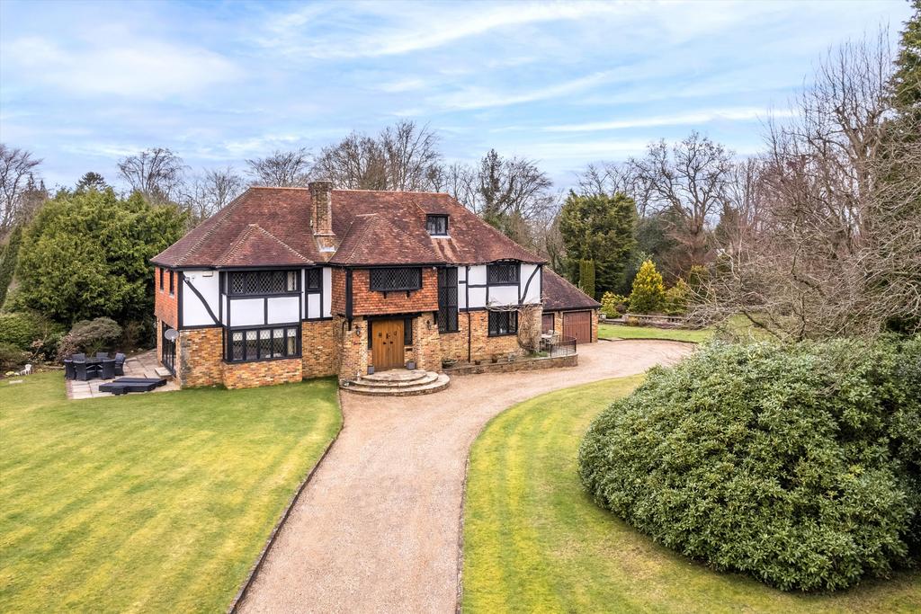 Oak Lane, Sevenoaks, Kent, TN13 7 bed detached house for sale £2,995,000
