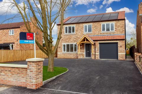 5 bedroom detached house for sale, Meadow View, Full Sutton, York, YO41 1HW