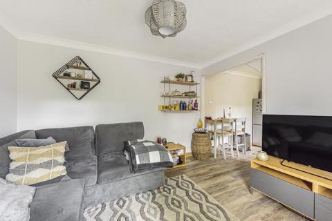 51 Constantine Way, Hatch Warren, Basingstoke, RG22 4UR