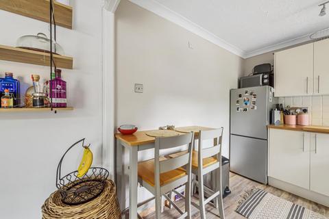 51 Constantine Way, Hatch Warren, Basingstoke, RG22 4UR