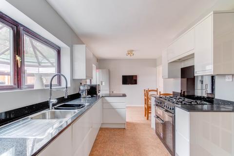 53 Foxlydiate Crescent, Redditch, B97 6NJ