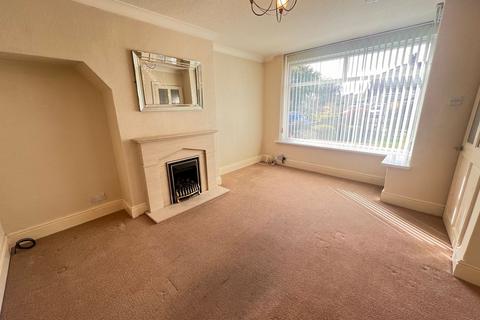 2 bedroom townhouse for sale, Highcliffe Drive, Halifax HX2