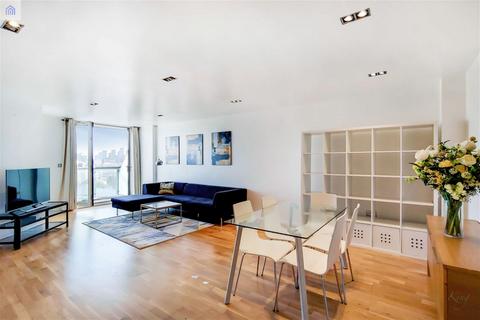 2 bedroom apartment for sale, Limeharbour, London E14