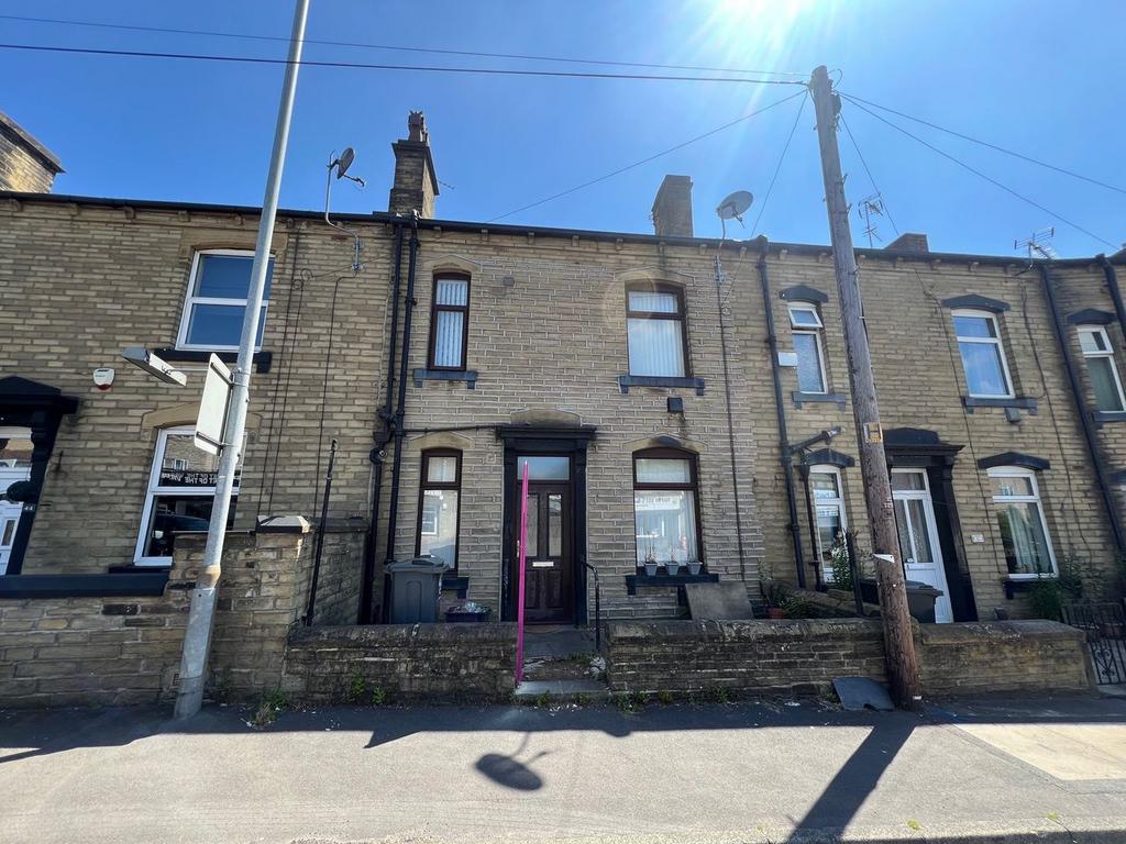 Ovenden Road, Halifax HX3 2 bed terraced house for sale £74,950