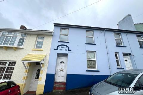2 bedroom terraced house for sale, Lower Hill Street, Hakin, Milford Haven, Pembrokeshire. SA73 3LR