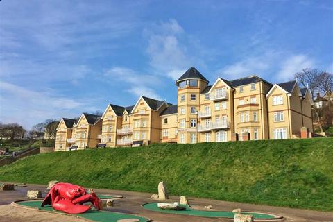 3 bedroom apartment for sale, Deepdene, The Beach, Filey