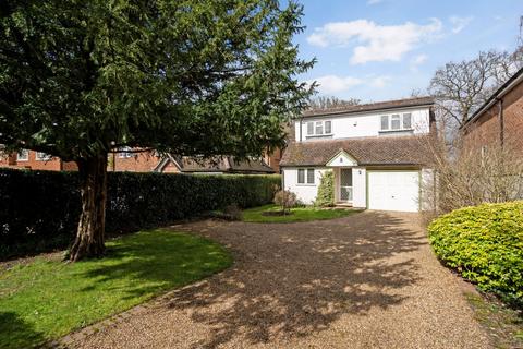 3 bedroom detached house for sale, Reynolds Road, Beaconsfield, HP9