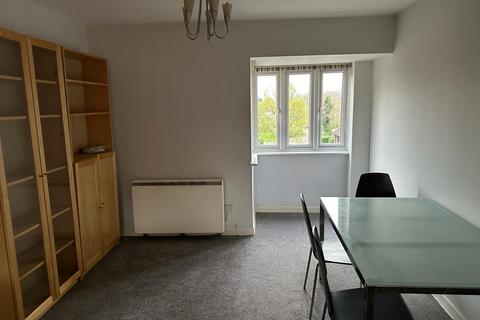 2 bedroom flat for sale, Laindon, SS15 5RZ