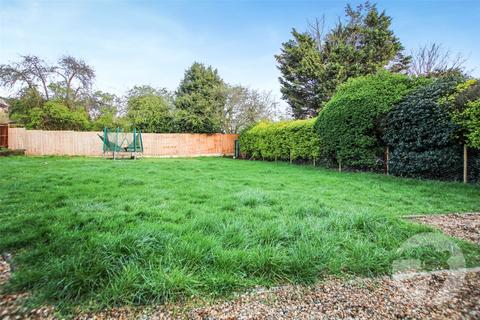 61 Southend Crescent, London, SE9 2SD