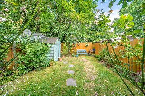 4 bedroom terraced house for sale, Runnymede Crescent, Streatham Vale