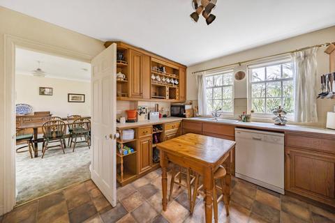 5a Clarence Road, Wotton-under-edge, GL12 7EX