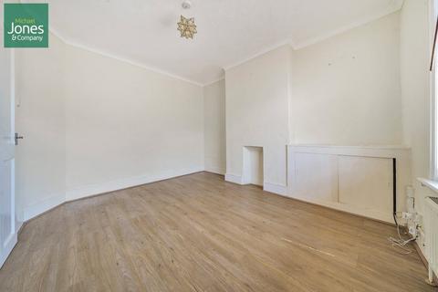 2 bedroom terraced house to rent, Newland Road, Worthing, West Sussex, BN11