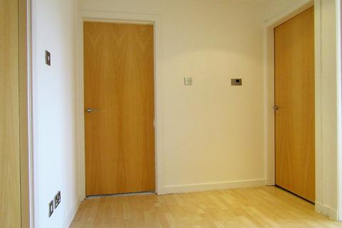 2 bedroom flat to rent, HAMILTON ROAD, MOUNT VERNON G32